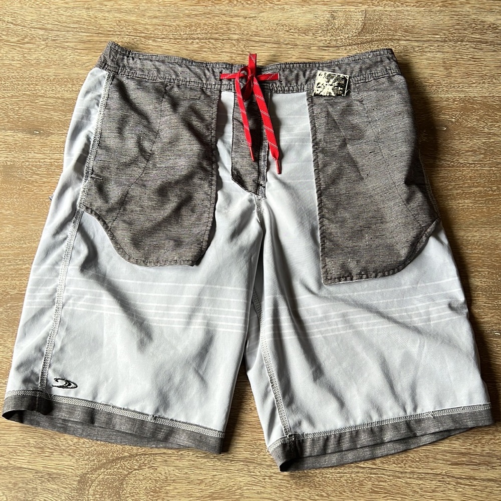 O'neill Men's Monstera Divide-Gray Palm Bermuda Shorts Back Zipper Size 32 - Picture 9 of 14